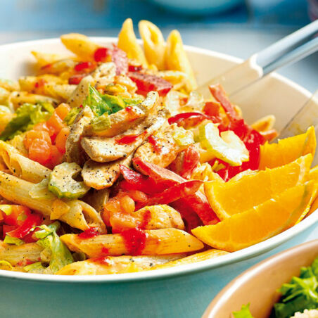 Nudelsalat mit Huhn Nudelsalat mit Huhn