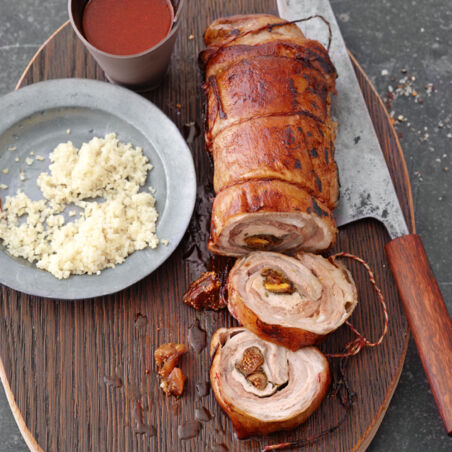 Gerollter Lammbauch mit Pistazien und Minze Gerollter Lammbauch mit Pistazien und Minze