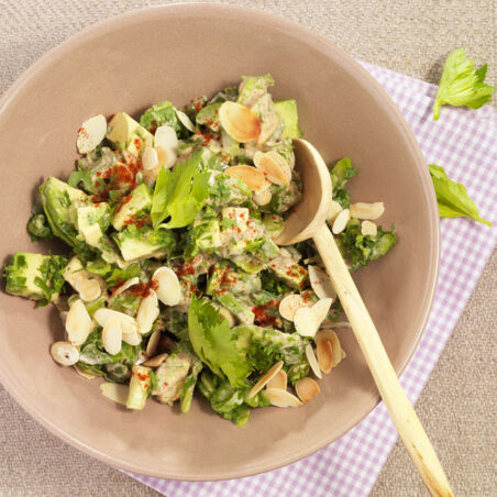 Avocado-Sellerie-Salat Avocado-Sellerie-Salat