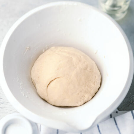 Grundrezept Salziger Hefeteig Grundrezept Salziger Hefeteig