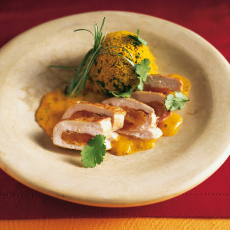 Aprikosenhähnchen mit Pistazien-Couscous Aprikosenhähnchen mit Pistazien-Couscous