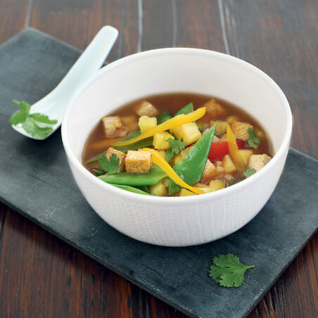 Sauer-scharfe Suppe mit Tofu Sauer-scharfe Suppe mit Tofu