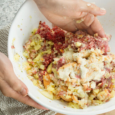 Gemüse mit Hackfleischfüllung Gemüse mit Hackfleischfüllung