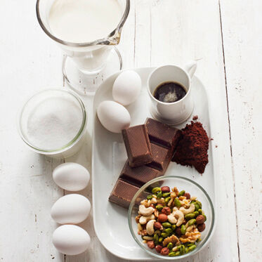 Schokoparfait mit Krokant Schokoparfait mit Krokant