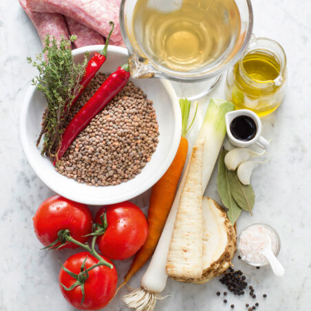 Linsensuppe mit Bratwurst Linsensuppe mit Bratwurst