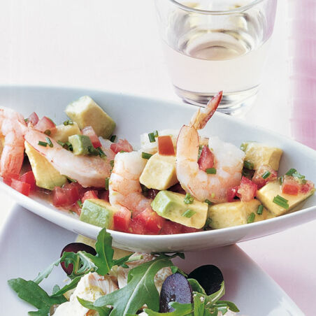 Garnelen mit Avocado und Tomaten Garnelen mit Avocado und Tomaten