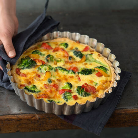 BUNTE GEMÜSEQUICHE BUNTE GEMÜSEQUICHE