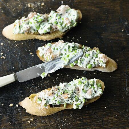 Frischkäse-Erbsen-Lachs-Aufstrich Frischkäse-Erbsen-Lachs-Aufstrich