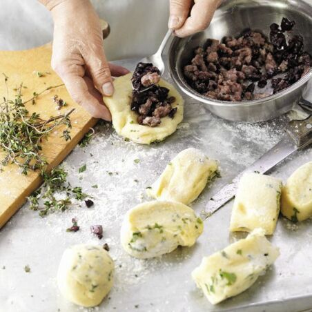 Kräuterknödel mit Salsiccia Kräuterknödel mit Salsiccia