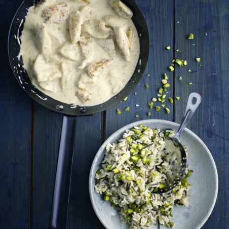 Senf-Hähnchen mit Wildreis und Pistazien Senf-Hähnchen mit Wildreis und Pistazien