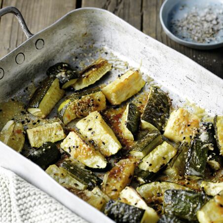 Ofengeröstete Zucchini Ofengeröstete Zucchini
