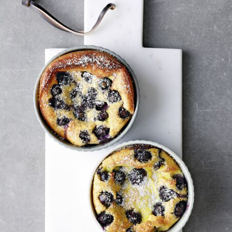 One-Pot-Clafoutis mit Heidelbeeren One-Pot-Clafoutis mit Heidelbeeren