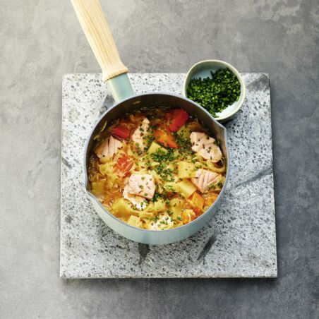 Kürbis-Sauerkraut-Eintopf mit Lachs Kürbis-Sauerkraut-Eintopf mit Lachs