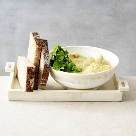 Hummus mit Sesamsamen Hummus mit Sesamsamen