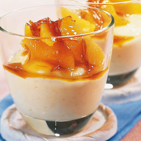 Mandelpudding mit Siruporangen Mandelpudding mit Siruporangen