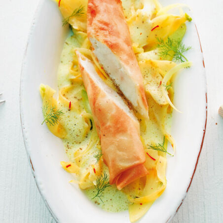 Fischröllchen auf Fenchel-Safran-Gemüse Fischröllchen auf Fenchel-Safran-Gemüse