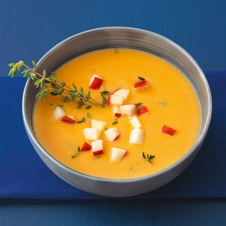 Pikante Süßkartoffel-Apfel-Suppe Pikante Süßkartoffel-Apfel-Suppe