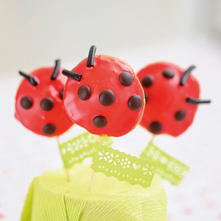 Käferkekse mit Mandelfüllung Käferkekse mit Mandelfüllung