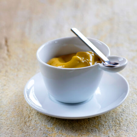 Scharfer feiner Senf Scharfer feiner Senf