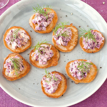 Blinis mit Eiersalat Blinis mit Eiersalat