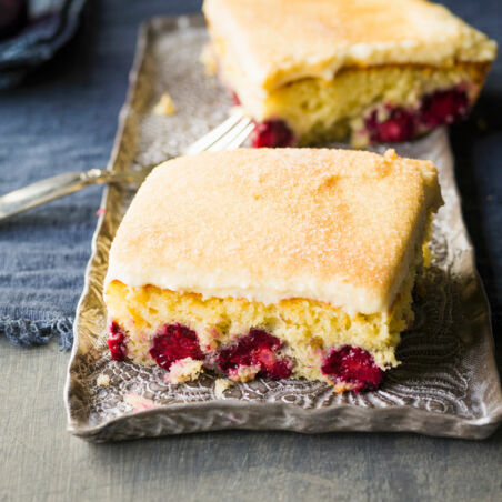 Walnuss-Himbeerschnitten Walnuss-Himbeerschnitten