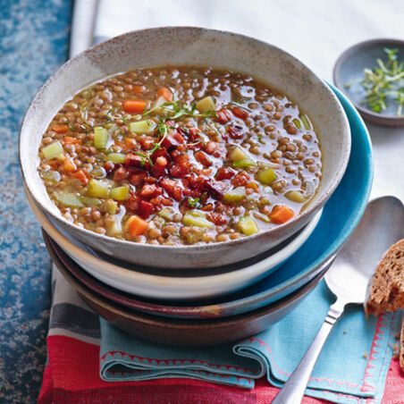 Linseneintopf mit knuspriger Pancetta Linseneintopf mit knuspriger Pancetta