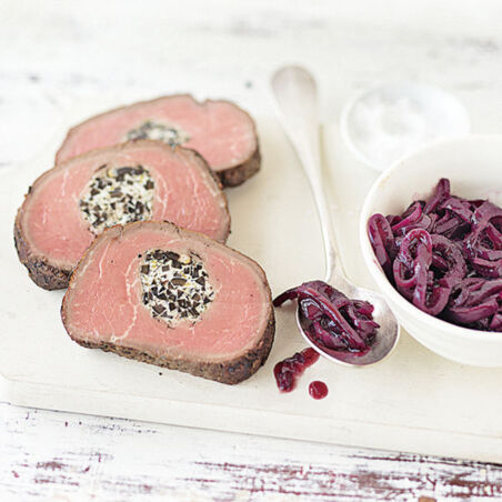 Rinderfilet mit Zwiebelkonfit Rinderfilet mit Zwiebelkonfit