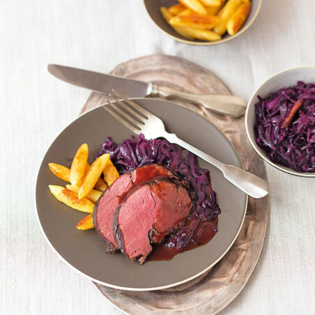 Rehkeule mit Zimtrotkohl Rehkeule mit Zimtrotkohl