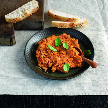 Tofu-Tomaten-Aufstrich Tofu-Tomaten-Aufstrich