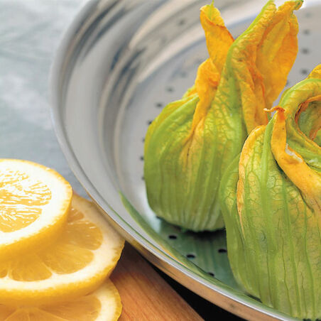 Gefüllte Zucchini-Blüten Gefüllte Zucchini-Blüten