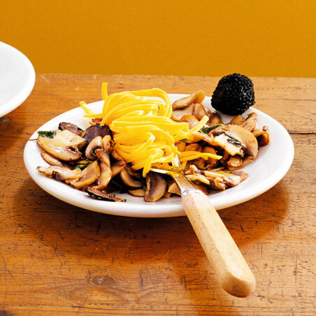 Butterpilze mit Trüffeln Butterpilze mit Trüffeln