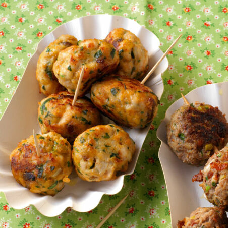 Hühnerfleischbällchen mit Datteln Hühnerfleischbällchen mit Datteln