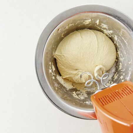 Rosenkuchen mit Mandel-Schoko-Füllung Rosenkuchen mit Mandel-Schoko-Füllung