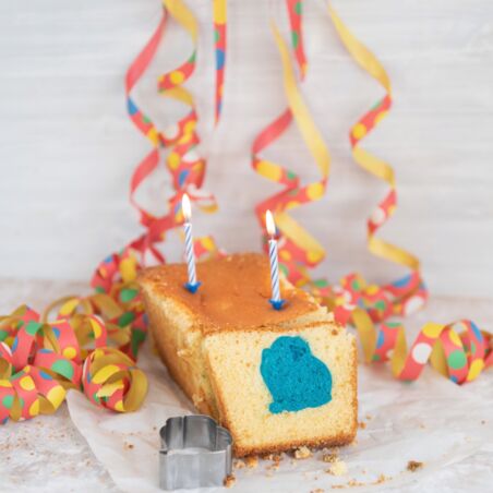 Kuchen im Kuchen-kleiner Elefant Kuchen im Kuchen-kleiner Elefant