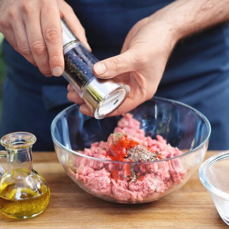 157_1_MOINKBALLS_STEP_01 157_1_MOINKBALLS_STEP_01