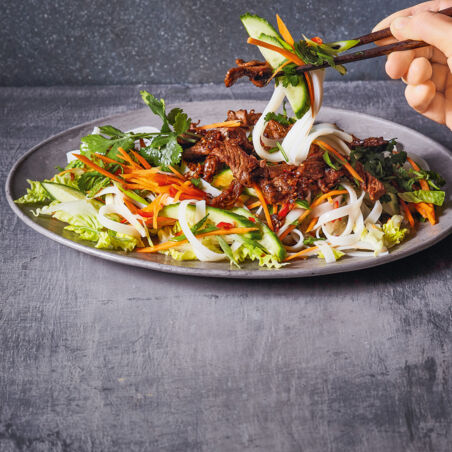 Vietnamesicher Nudelsalat Vietnamesicher Nudelsalat