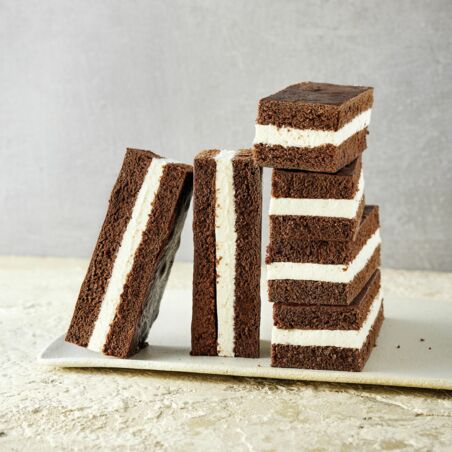 Schokosandwich mit Milchcreme Schokosandwich mit Milchcreme