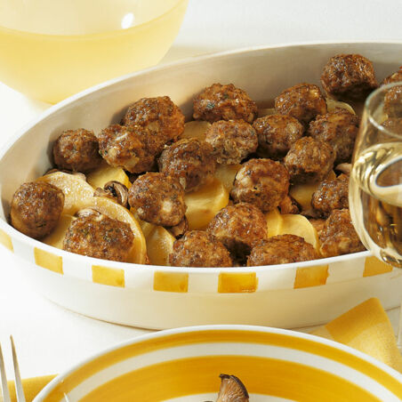 Gratin mit Hackbällchen Gratin mit Hackbällchen