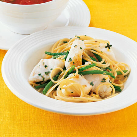 Bohnen-Nudeln mit Fisch Bohnen-Nudeln mit Fisch