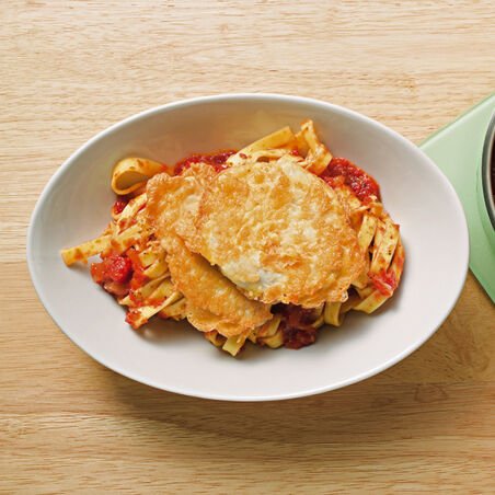 Hähnchen-Piccata mit Tomatensauce Hähnchen-Piccata mit Tomatensauce