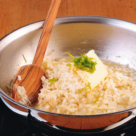 Limetten-Risotto mit Chili-Garnelen Limetten-Risotto mit Chili-Garnelen