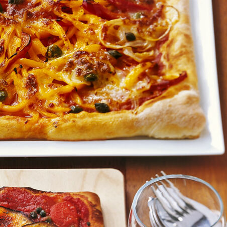 Bunte Paprika-Kapern-Pizza Bunte Paprika-Kapern-Pizza