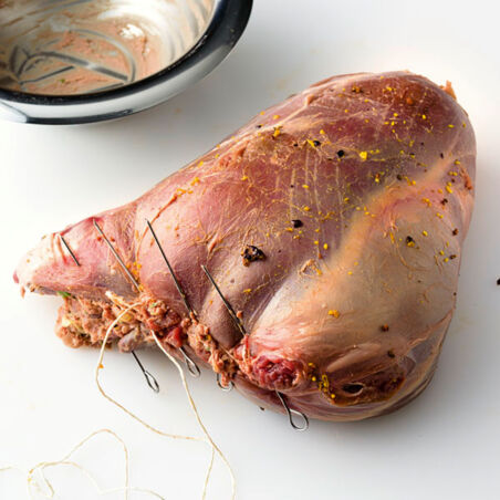 Gefüllte Rehkeule Gefüllte Rehkeule