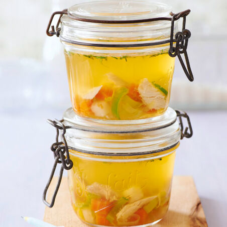 Hühnerkraftbrühe auf Vorrat Hühnerkraftbrühe auf Vorrat