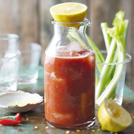 Virgin Mary mit Selleriestick Virgin Mary mit Selleriestick