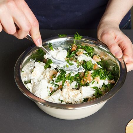 Ravioli mit Ricotta-Lachs-Füllung Ravioli mit Ricotta-Lachs-Füllung