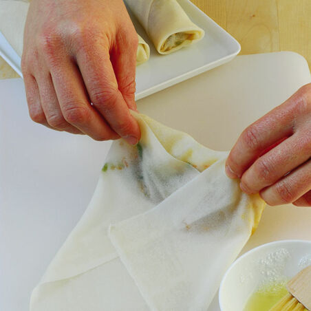 Frühlingsrollen mit grünem Spargel Frühlingsrollen mit grünem Spargel