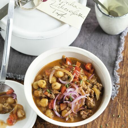 Paprika-Kichererbsen-Topf mit Hackfleisch Paprika-Kichererbsen-Topf mit Hackfleisch