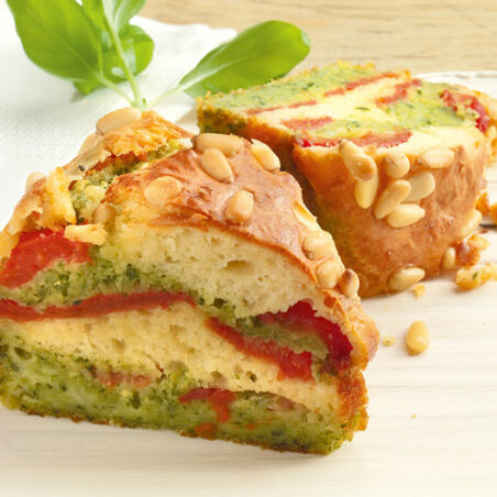 Pesto-Cake mit kandierten Tomaten Pesto-Cake mit kandierten Tomaten