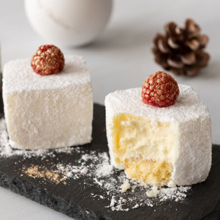 Weiße Schokomousse-Törtchen Weiße Schokomousse-Törtchen